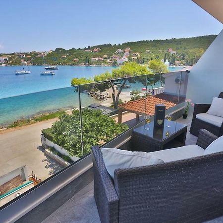 Hotel Paradise Punta Nečujam 外观 照片