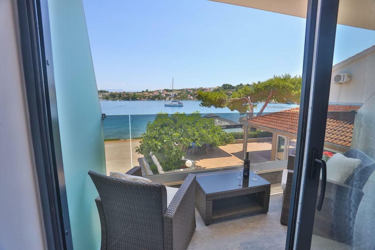 Hotel Paradise Punta Nečujam 外观 照片
